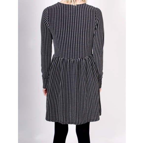 JUST Female TRAIN SHOP DRESS long sleeve black white size Small oversized - Picture 3 of 13
